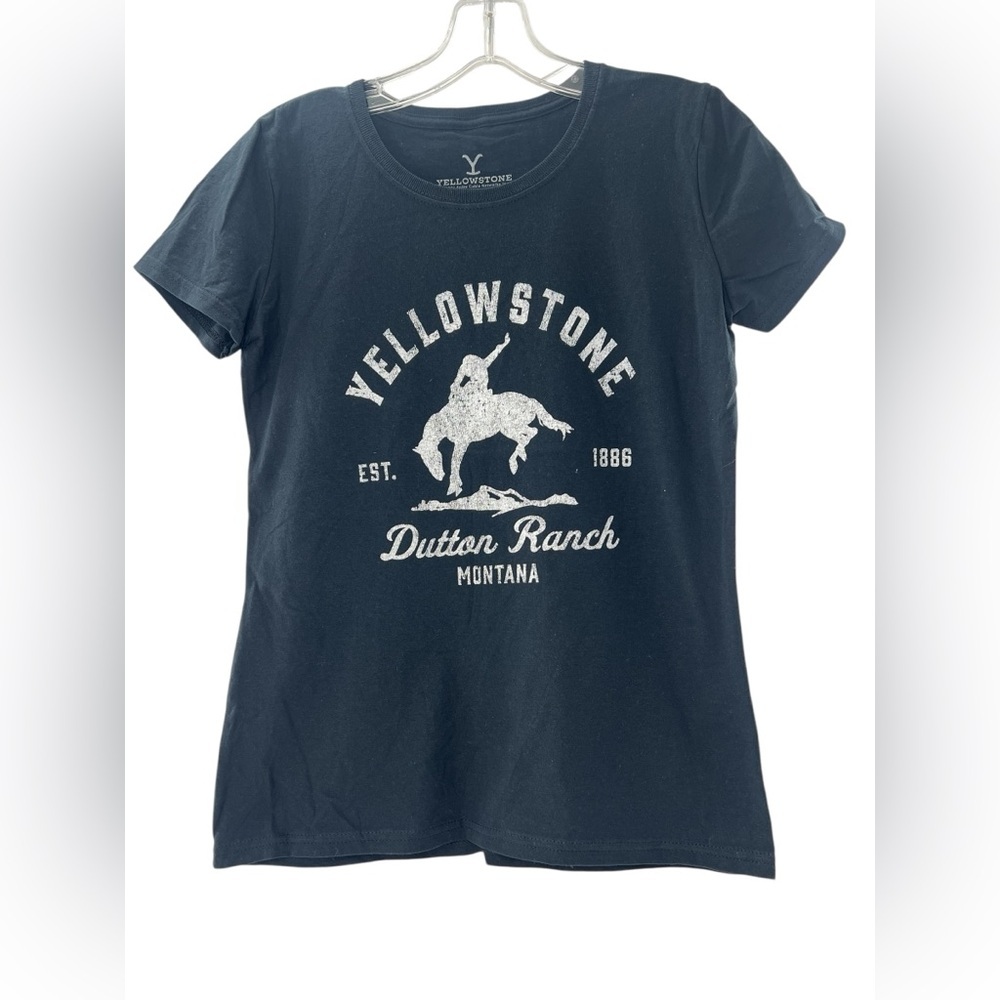NWOT Yellowstone Dutton Ranch Black Graphic Ladies T-Shirt Small